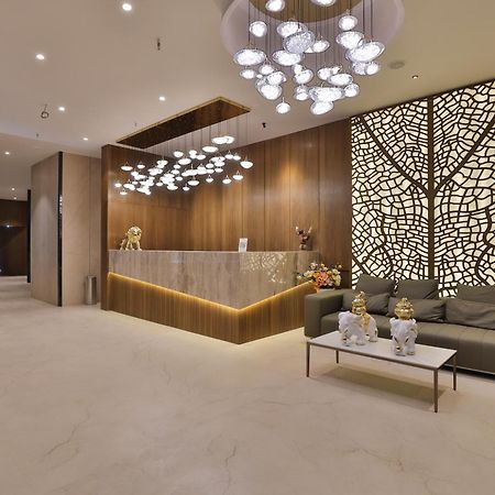 Hotel Elements Surat Dış mekan fotoğraf